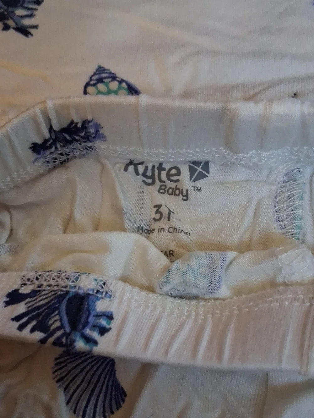 Kyte Baby Seashell Print Pajama Set in Light Cream and Blue